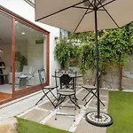Patio Retreat | Urban Flats Appartement *