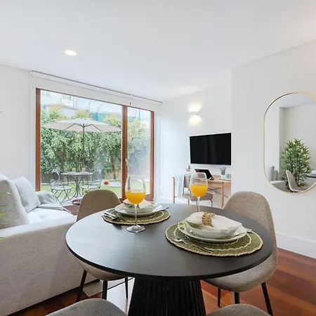 Patio Retreat | Urban Flats *