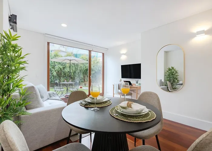 Apartman Patio Retreat | Urban Flats *