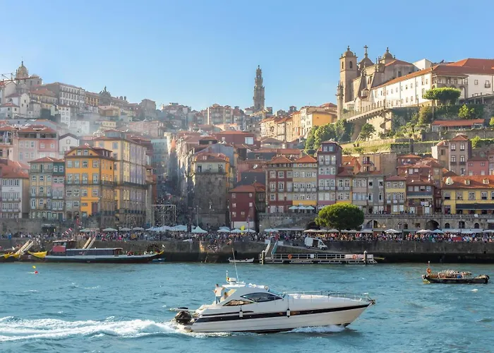 Patio Retreat | Urban Flats * Porto