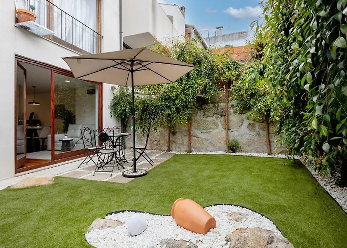 Daire Patio Retreat | Urban Flats *