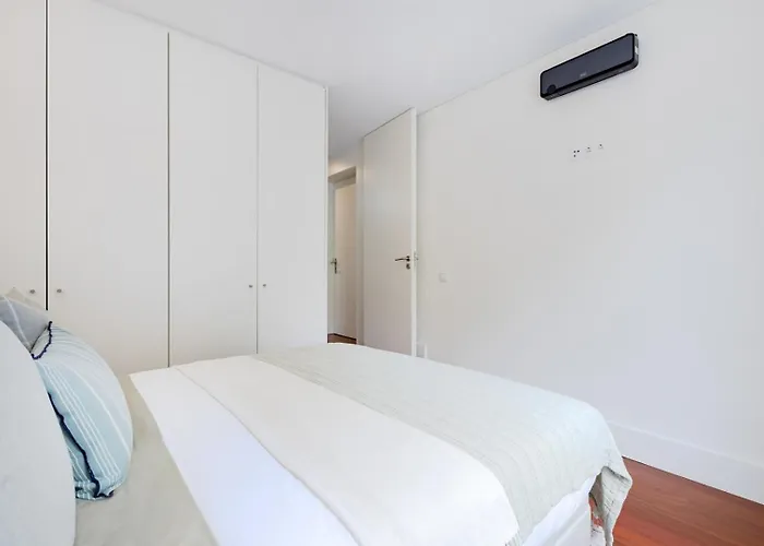 Patio Retreat | Urban Flats Apartman Porto