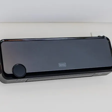 Patio Retreat | Urban Flats 아파트 *