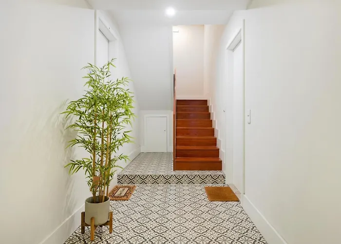 Patio Retreat | Urban Flats 아파트 포르투