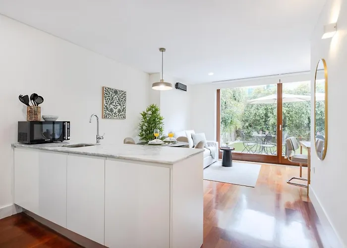 Patio Retreat | Urban Flats *